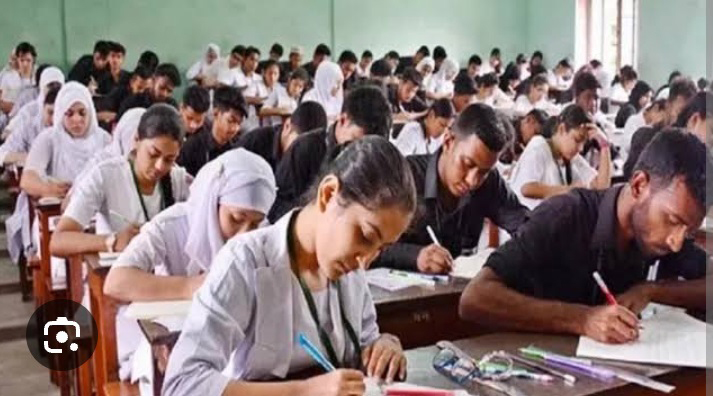 বাগেরহাটে এইচএসসি  ও সমমান পরীক্ষায় এবার অংশ নিচ্ছেন  ১২৭৬৯ শিক্ষার্থী