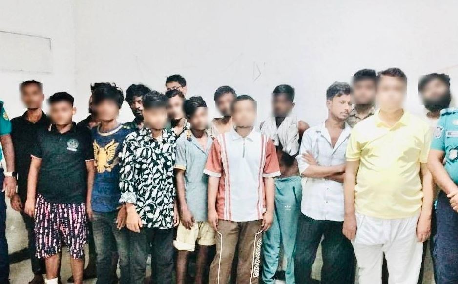 বিশেষ অভিযানে পাঠালি গ্রুপের দুই শীর্ষ সন্ত্রাসীসহ ১৬ জন গ্রেফতার