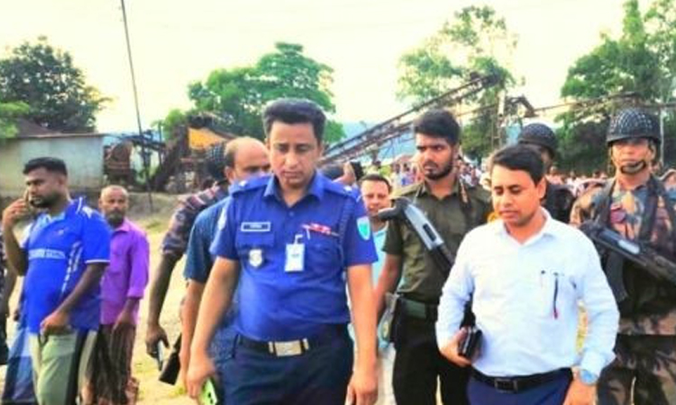 জাফলংয়ে অবৈধ ৭৭ ক্রাশার মিলের বিদ্যুৎ সংযোগ বিচ্ছিন্ন