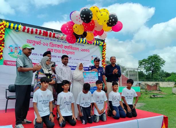 জয়পুরহাটে অনূর্ধ্ব-১২ ক্রিকেট কার্নিভাল অনুষ্ঠিত