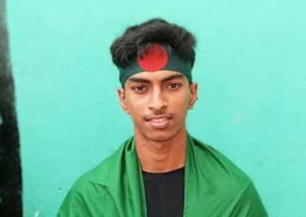 টিয়ার সেলের বিষক্রিয়ায় নিভে যায় মাহিমের জীবন প্রদীপ