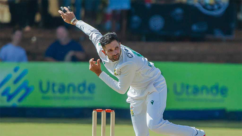 দক্ষিণ আফ্রিকান স্পিনার হিসেবে মহারাজের রেকর্ড