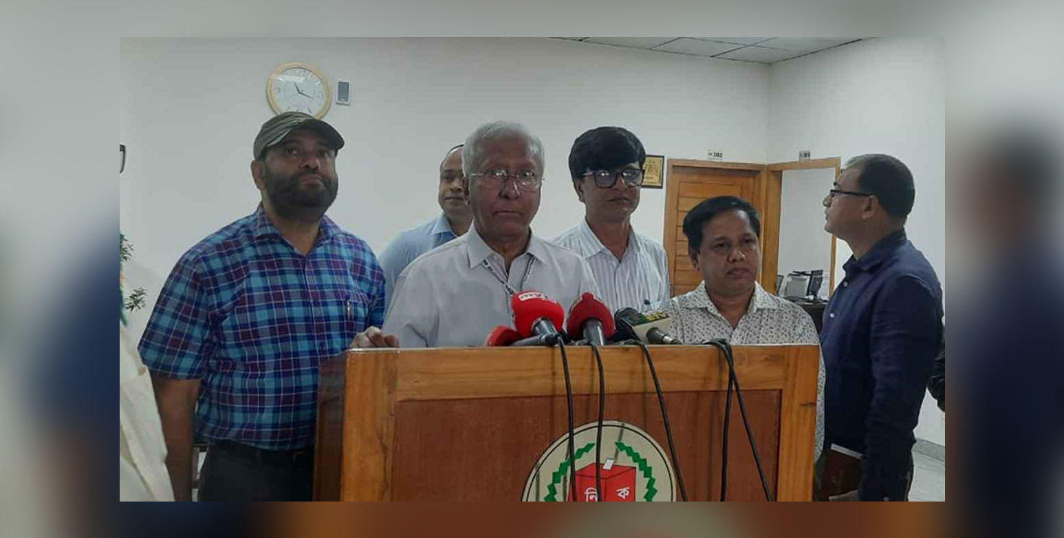 ইসির ক্র্যাশ প্রোগ্রাম: ৬ মাসে নিষ্পত্তি ৯ লাখ এনআইডি সংশোধন আবেদন
