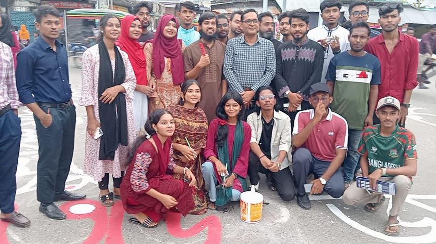 জুলাই-আগস্ট গণঅভ্যুত্থানের প্রথম বার্ষিকী উপলক্ষে সাতক্ষীরায় আলোচনা সভা অনুষ্ঠিত