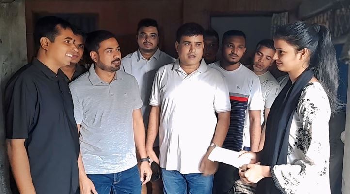 বগুড়ায় নিহত যুবদল কর্মী ইমরানের পরিবারের পাশে তারেক রহমান