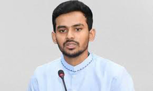 লাগামহীন লুটপাট আওয়ামী লীগ আমলের বড় নির্দেশক : উপদেষ্টা আসিফ