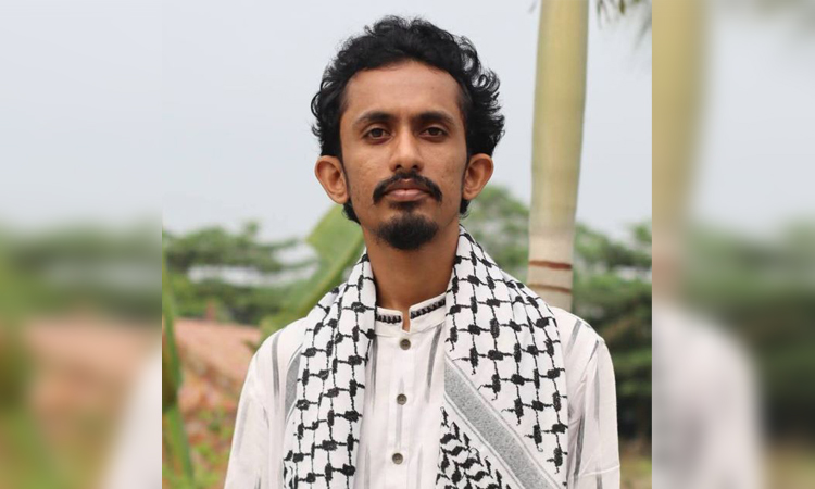 বড় বোনকে হাসপাতালে একা রেখে পালিয়ে এসেছিলাম আন্দোলনে : আহমেদ ইসহাক
