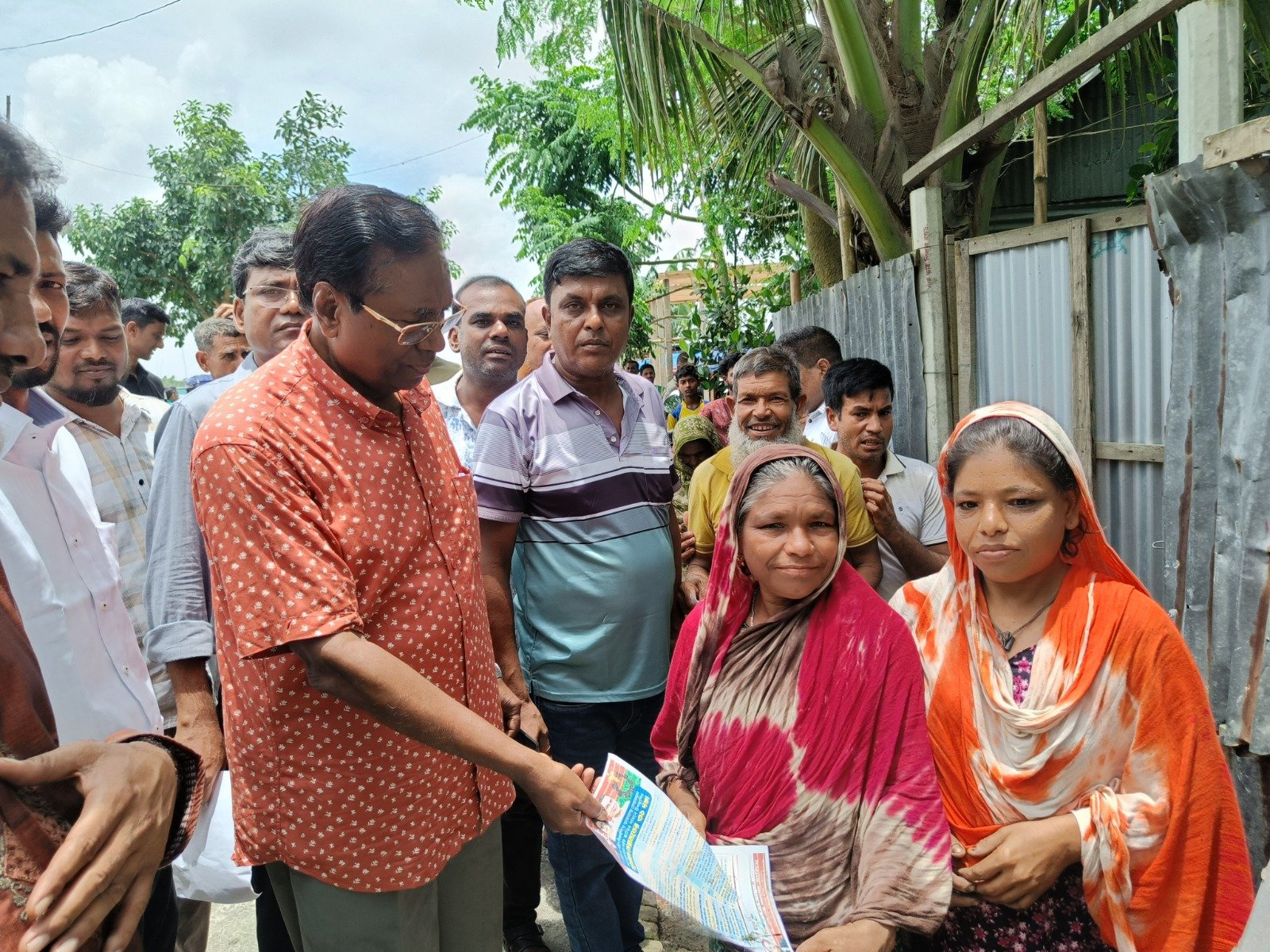 জামালপুরে বিএনপির ৩১ দফা কর্মসূচির লিফলেট বিতরণ
