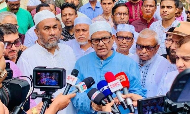 ফেব্রুয়ারিতে নির্বাচনের মধ্য দিয়ে দেশে গণতন্ত্র ফিরবে : মির্জা ফখরুল
