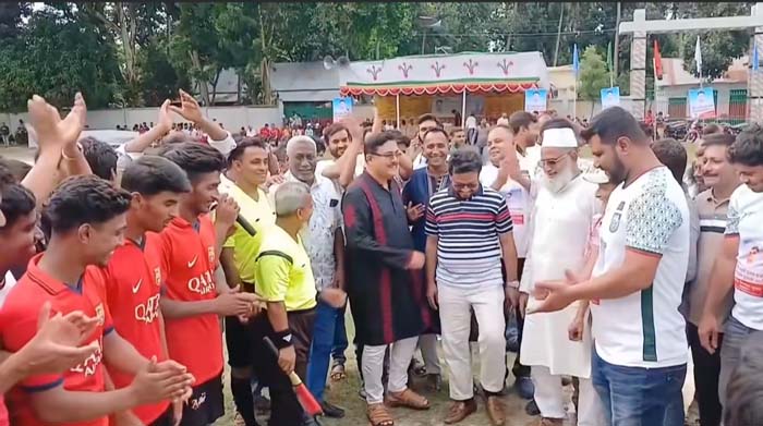 মাগুরায় শহীদ মেহেদী হাসান রাব্বি স্মৃতি ফুটবল টুর্নামেন্ট অনুষ্ঠিত