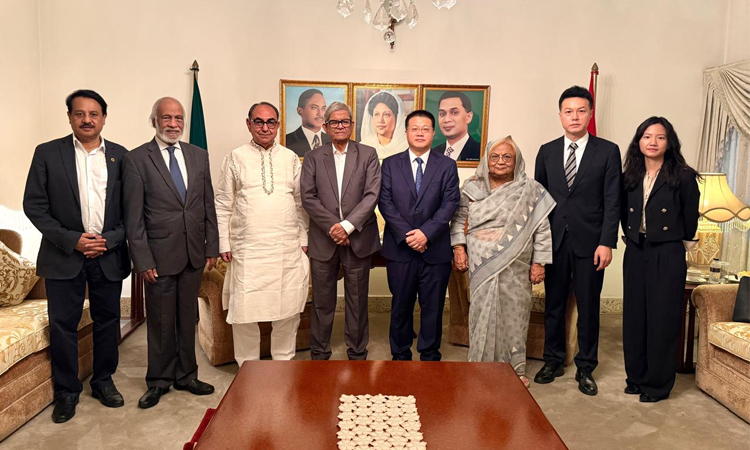 বিএনপি মহাসচিবের সঙ্গে চীনের রাষ্ট্রদূতের সৌজন্য সাক্ষাৎ