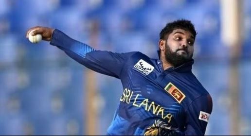 শ্রীলংকার টি২০ দল থেকে ছিটকে গেলেন হাসারাঙ্গা