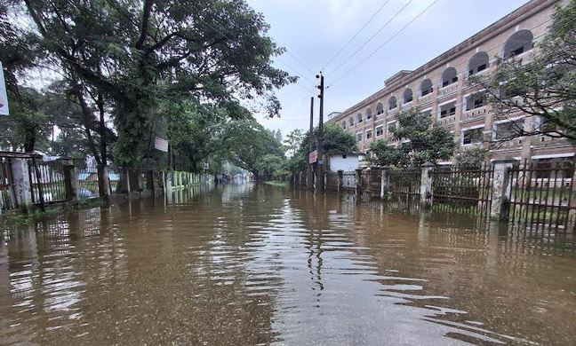 নোয়াখালীতে পানিবন্দি ৪২ হাজার পরিবার, ক্ষতিগ্রস্ত ২ লাখের বেশি মানুষ