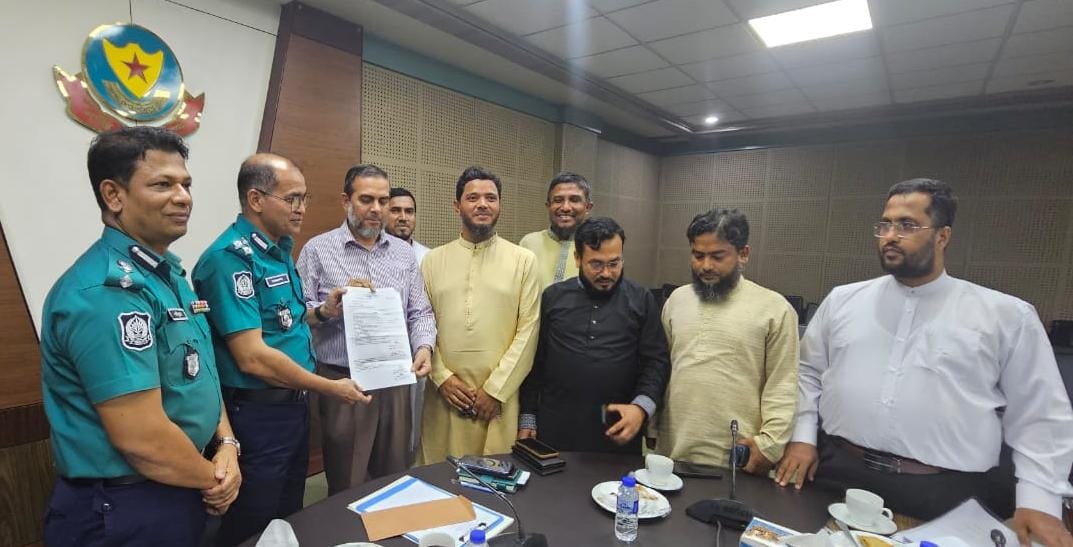 সমাবেশ সুশৃঙ্খলভাবে বাস্তবায়নে জামায়াত প্রতিনিধি দলের সঙ্গে ডিএমপি’র বৈঠক