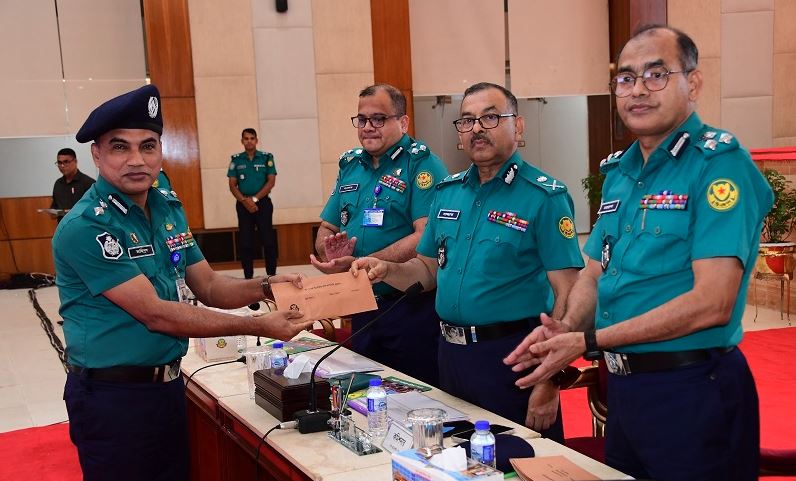 ডিএমপি’র জুন মাসের অপরাধ সভায় শ্রেষ্ঠ হলেন যারা