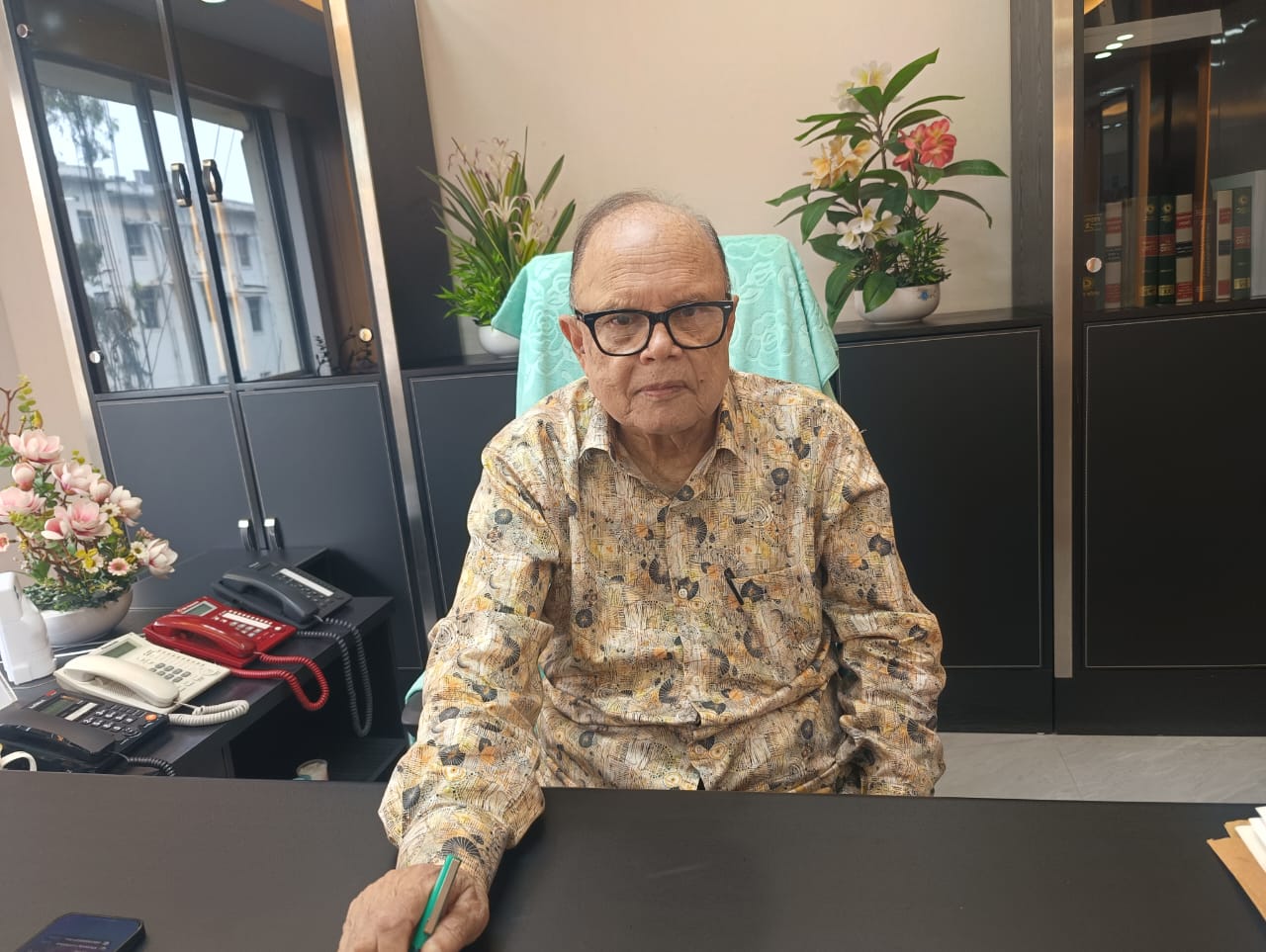 সাব-রেজিস্ট্রি অফিস ভূমি মন্ত্রণালয় গ্রহণে প্রস্তুত: ভূমি উপদেষ্টা