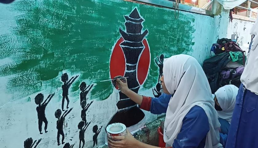কুমিল্লায় জুলাই গণঅভ্যুত্থানের গল্পে রঙ-তুলির ছোঁয়া