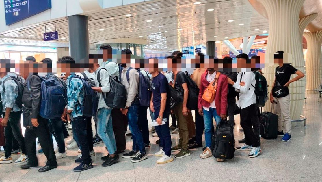 মালয়েশিয়ার সীমান্ত নিয়ন্ত্রণ ব্যবস্থায় ত্রুটি, ভোগান্তিতে হাজারো ভ্রমণকারী