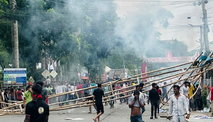 গোপালগঞ্জে হাসপাতাল কর্তৃপক্ষ ইচ্ছাকৃত ময়নাতদন্ত ছাড়া লাশ হস্তান্তরের বিষয়টি অসত্য