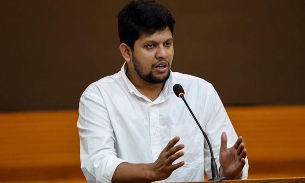 আওয়ামী ফ্যাসিবাদের বিরুদ্ধে জাতীয় ঐক্যের আহ্বান তথ্য উপদেষ্টার