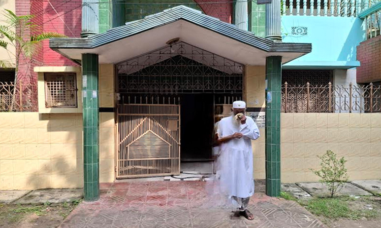 ঢাকায় নিহত পাইলট তৌকিরের দাফন রাজশাহীতে, চলছে কবর খনন