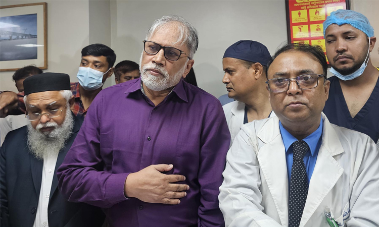 বিমান দুর্ঘটনায় মৃতের সংখ্যা বেড়ে ২৭; মরদেহ হস্তান্তর ২০ জনের 