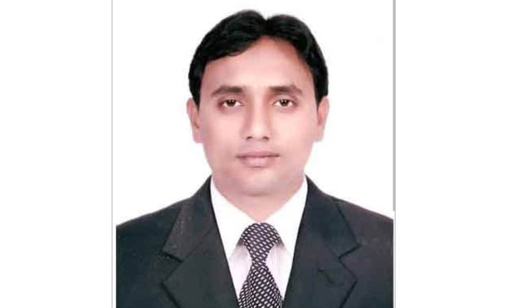 বাসে পেট্রোল বোমা হামলা মামলার আসামি মাহফুজ বিমানবন্দরে গ্রেফতার