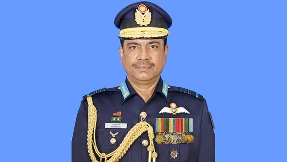 সাবেক বিমান বাহিনী প্রধান শেখ আব্দুল হান্নান ও স্ত্রীর বিরুদ্ধে দুদকের মামলা