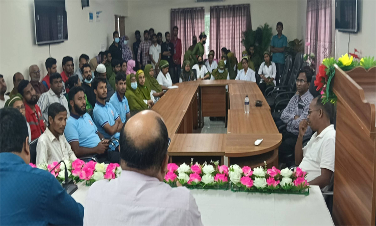জুলাই পুনর্জাগরণে বাগেরহাটে বিনামূল্যে স্বাস্থ্যসেবা ‎