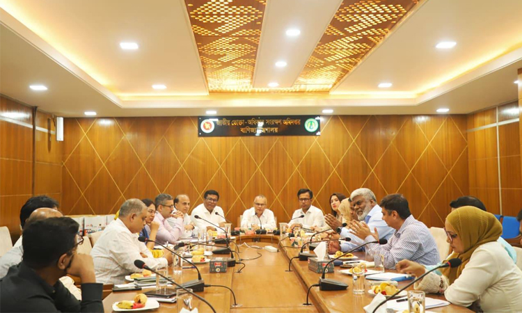 মোবাইল ফোন অপারেটরদের সাথে জাতীয় ভোক্তা অধিকার সংরক্ষণ অধিদপ্তরের মতবিনিময় সভা