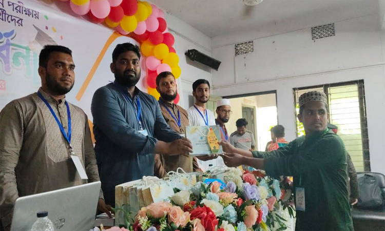 কুড়িগ্রামে জিপিএ- ৫ প্রাপ্ত শিক্ষার্থীদের সংবর্ধনা 