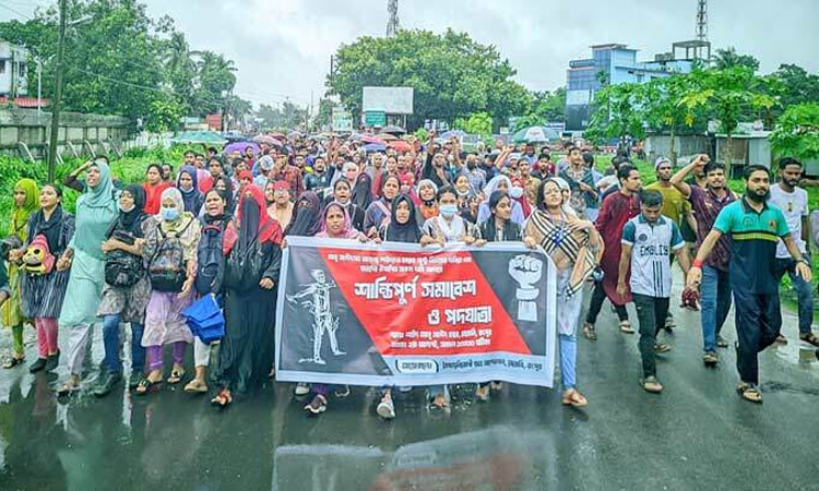 ফিরে দেখা ২ আগস্ট: রংপুরে আন্দোলনে শিক্ষক-অভিভাবকদের সংহতি