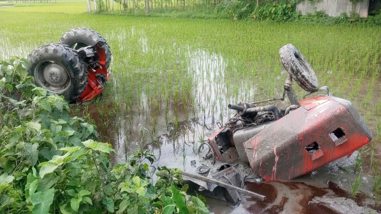 রংপুরে ট্রাক্টরে ট্রেনের ধাক্কায় গুরুতর আহত ১