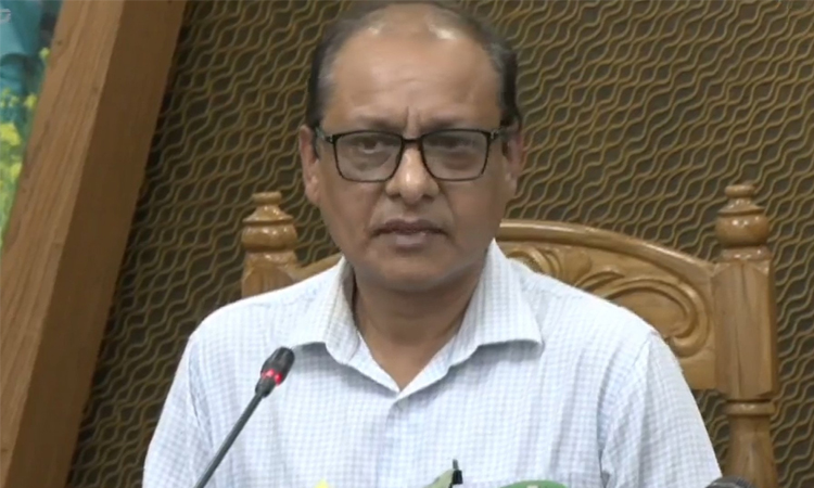 প্রাথমিক শিক্ষা সংশ্লিষ্ট কর্মকর্তাদের ভূমিকা সহায়তাকারীর: প্রাথমিক ও গণশিক্ষা উপদেষ্টা