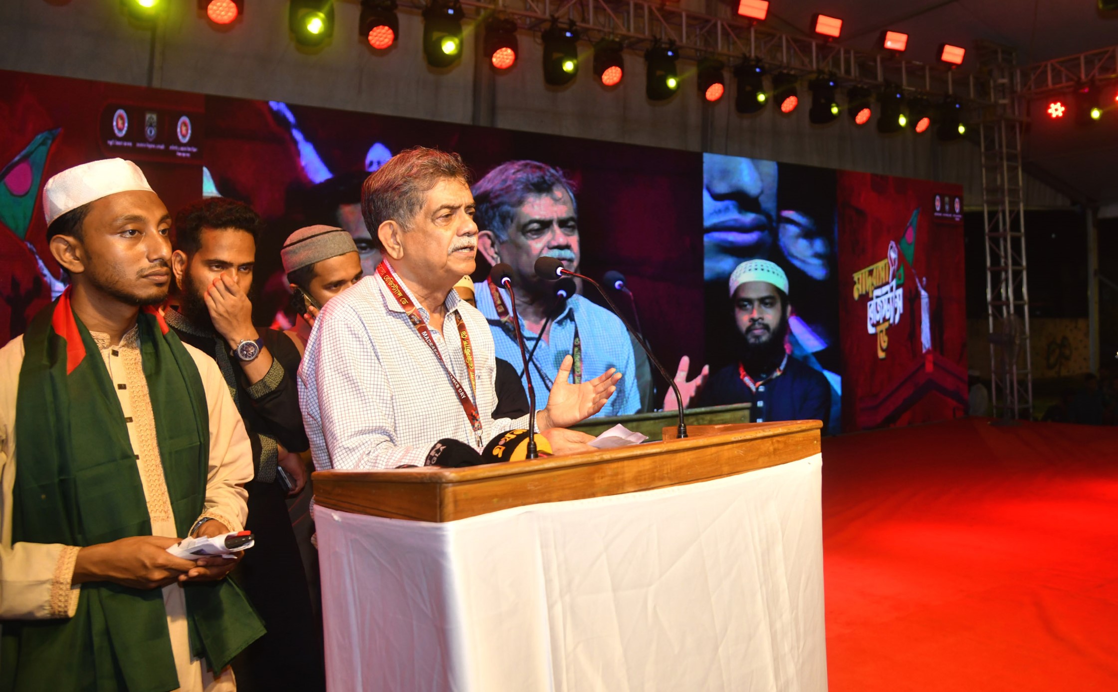 জাতি হিসেবে জুলাই গণঅভ্যুত্থানের ত্যাগ বৃথা যেতে দেয়া যাবে না : শিক্ষা উপদেষ্টা