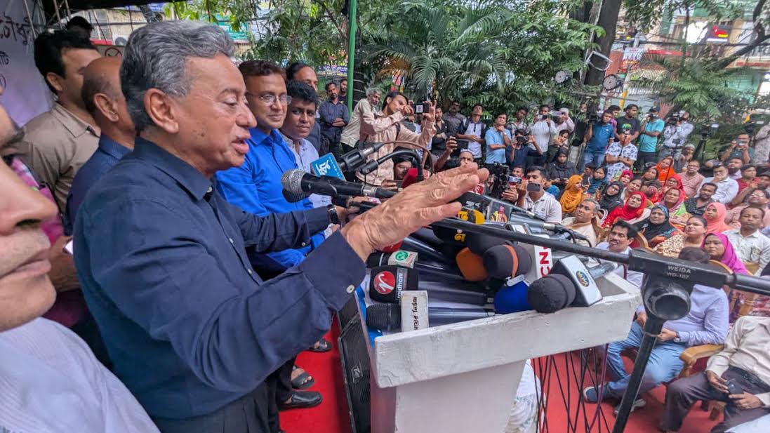 সাংবাদিকদের বিএনপির নয়, দেশ ও জনগণের হতে হবে : আমীর খসরু