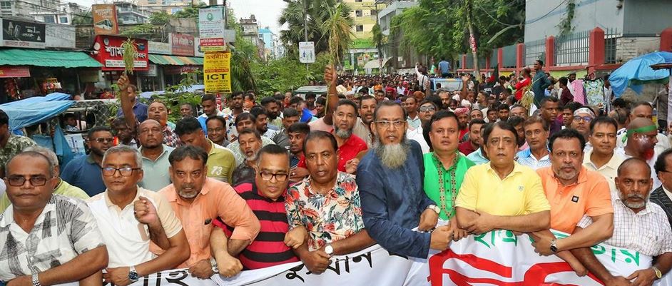 বগুড়ায় বিএনপির বর্ণাঢ্য বিজয় মিছিল