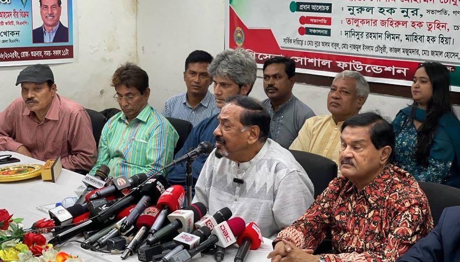 নির্বাচন বানচালে পতিত স্বৈরাচার সহিংস ঘটনার অবতারণা করতে পারে : হাফিজ উদ্দিন আহমেদ