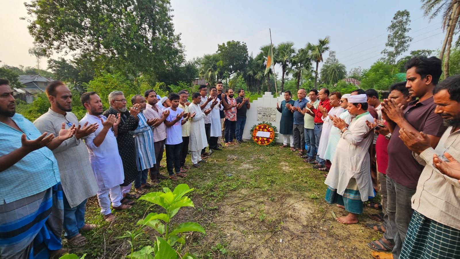 জুলাই গণঅভ্যুত্থানে শহীদ সেলিম মাস্টারের কবর জিয়ারত বিএনপি’র