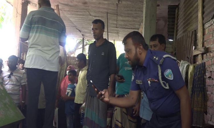 লক্ষ্মীপুরে নির্মাণাধীন ভবনের দেয়াল ধসে ছাত্রীর মৃত্যু