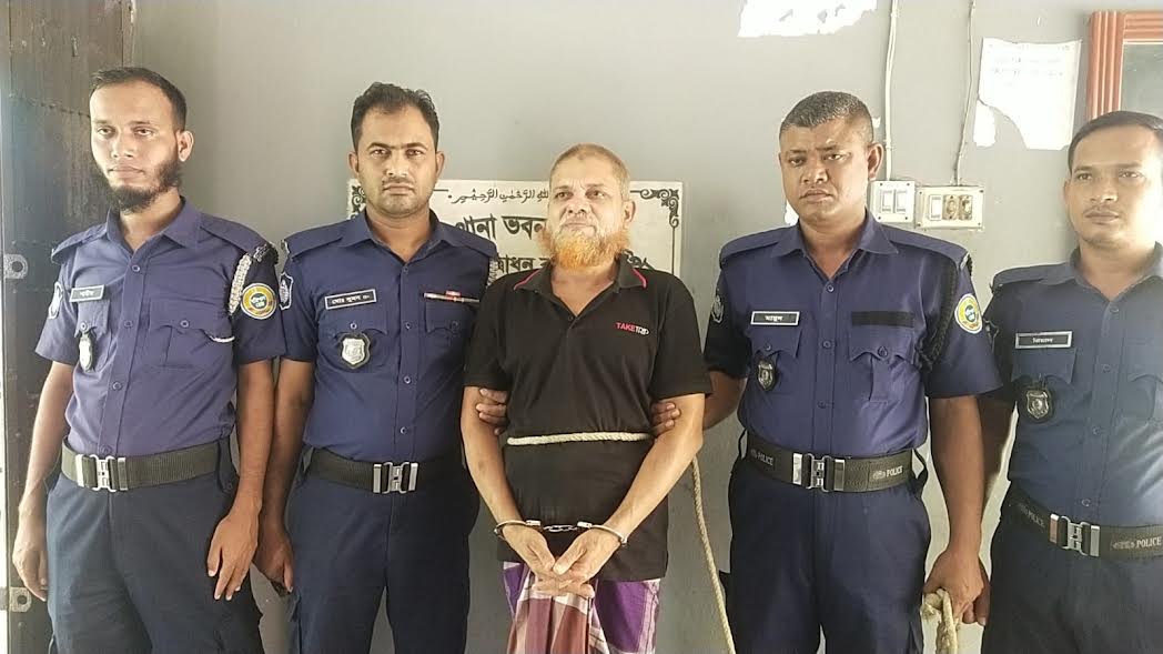 কাউখালী স্বেচ্ছাসেবক লীগের আহ্বায়ক গ্রেপ্তার