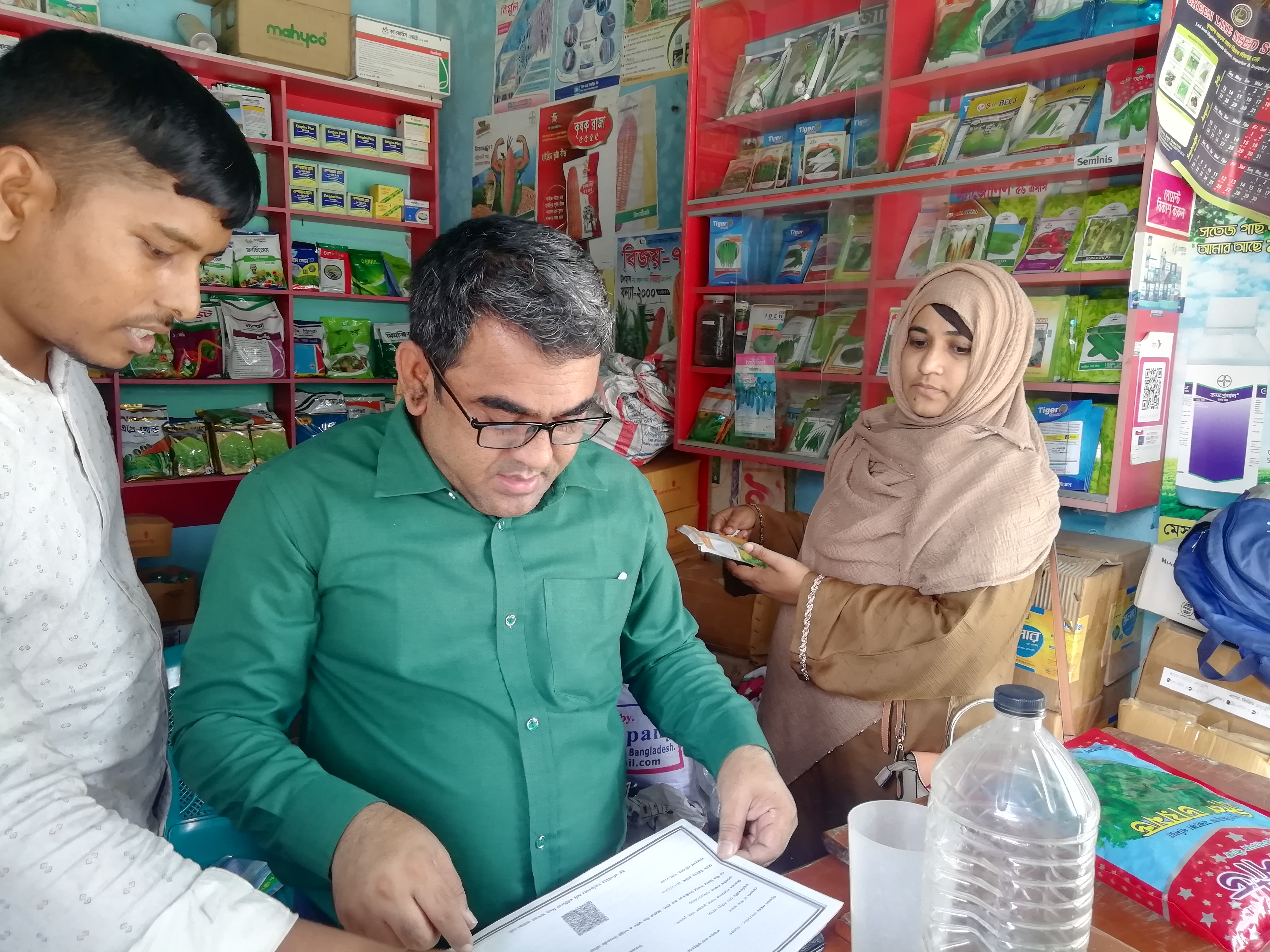 চুয়াডাঙ্গায় অগ্নি নির্বাপন সনদ না থাকায় জরিমানা