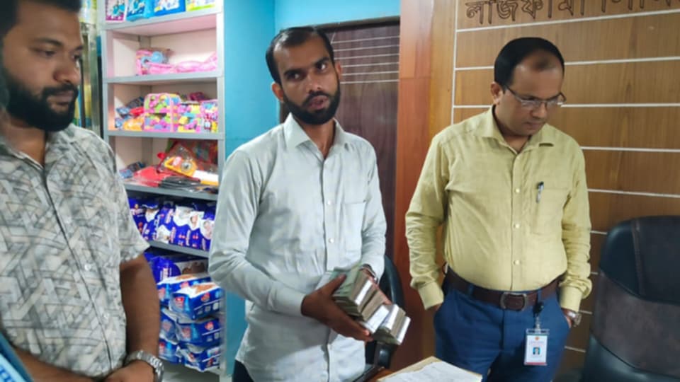 খুলনায় নকল ওষুধ বিক্রির দায়ে পাঁচলাখ টাকা জরিমানা