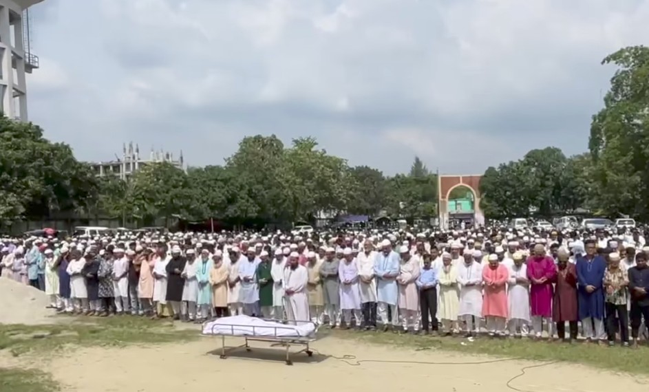সাবেক যুবদল নেতা মোস্তাফিজুর রহমান টোটনের দাফন সম্পন্ন