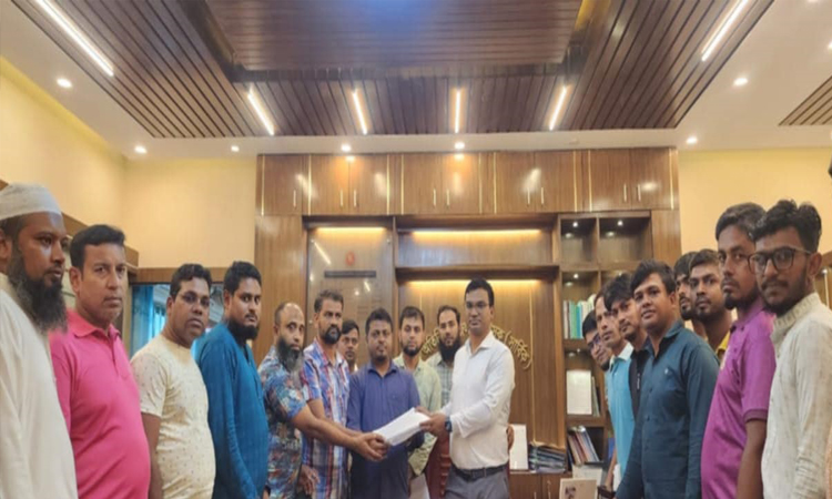 সেতু নির্মাণের দাবিতে নরসিংদী জেলা প্রশাসনে স্মারকলিপি