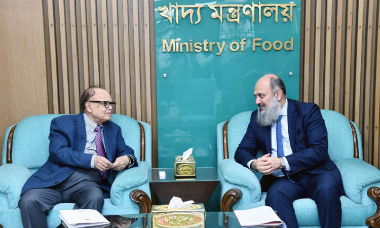 খাদ্য উপদেষ্টার সঙ্গে পাকিস্তানের বাণিজ্যমন্ত্রীর সাক্ষাৎ