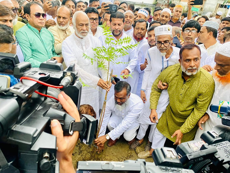 স্বৈরাচার সরকার উন্নয়নের নামে দেশের পরিবেশ ধ্বংস করে দিয়েছে : ড. আব্দুল মঈন খান