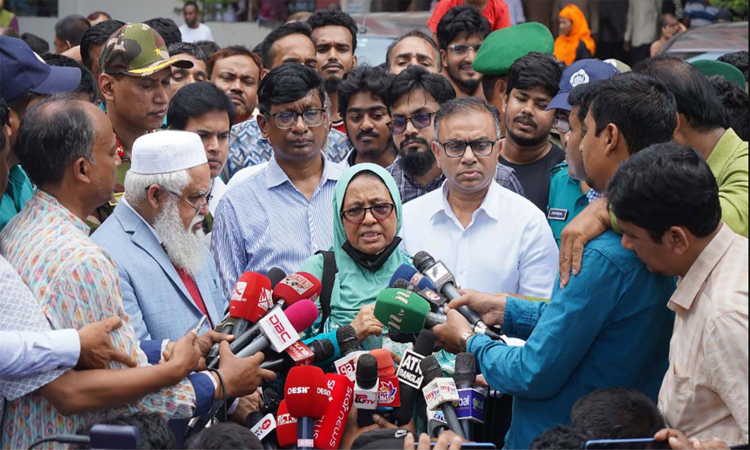 রংপুরে তৈরি হবে ৫৬০ শয্যার বিশেষায়িত হাসপাতাল : স্বাস্থ্য উপদেষ্টা