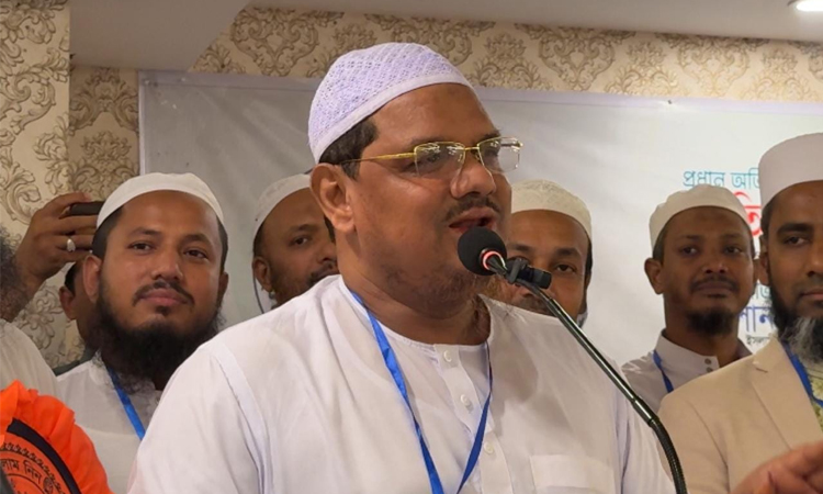 জুলাই অভ্যুত্থান জাতির জন্য নতুন সুযোগ সৃষ্টি করেছে: চরমোনাই পীর 