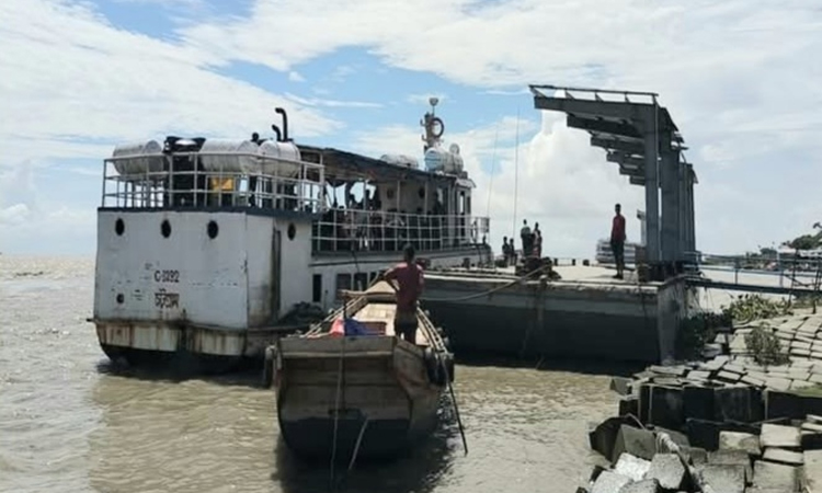ভোলার ২০ রুটে লঞ্চ চলাচল শুরু